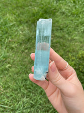 Load image into Gallery viewer, Aquamarine