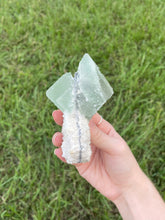 Load image into Gallery viewer, Octahedral Green Fluorite from Ruyuan Mine