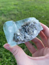 Load image into Gallery viewer, Aquamarine & Muscovite
