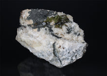 Load image into Gallery viewer, Titanite