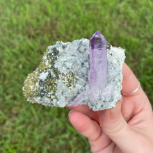 Load image into Gallery viewer, Las Vigas Amethyst with Epidote and Quartz
