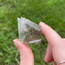 Load image into Gallery viewer, Selenite
