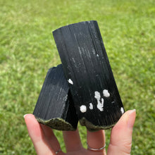 Load image into Gallery viewer, Tourmaline (var. Schorl)
