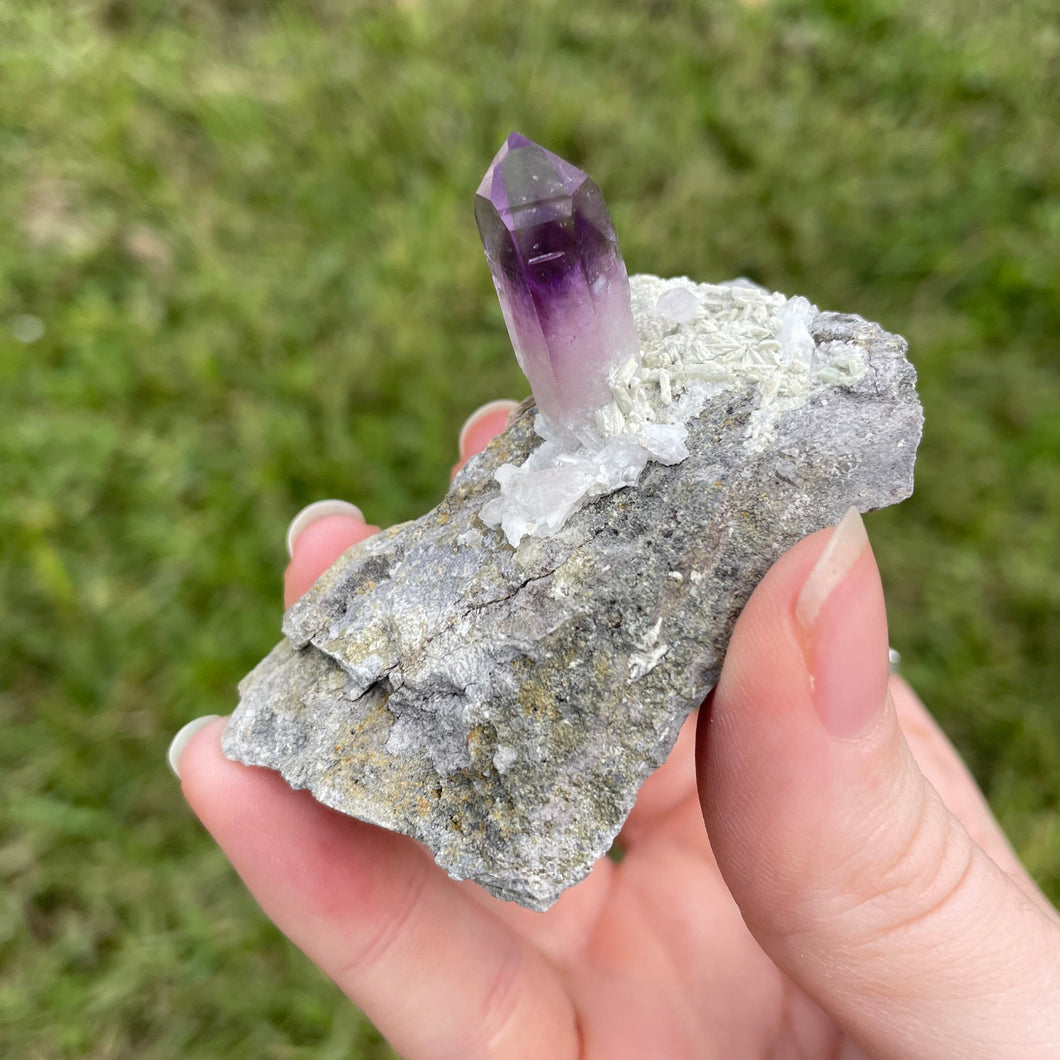 Las Vigas Amethyst
