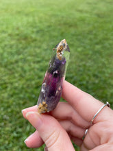 Load image into Gallery viewer, Guerrero Amethyst Point

