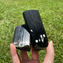 Load image into Gallery viewer, Tourmaline (var. Schorl)
