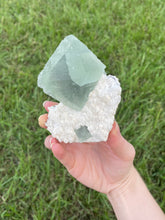 Load image into Gallery viewer, Octahedral Green Fluorite from Ruyuan Mine
