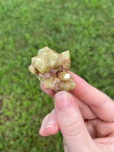 Load image into Gallery viewer, Garnet (var. Topazolite)
