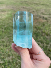 Load image into Gallery viewer, Aquamarine

