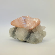 Load image into Gallery viewer, Heulandite on Druzy Quartz
