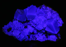 Load image into Gallery viewer, English Fluorite with Galena from the Cousin Jack Pocket - F1052
